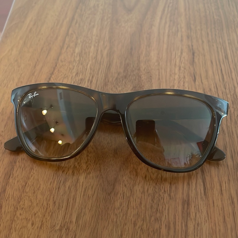 Ray-Ban womens sunglasses